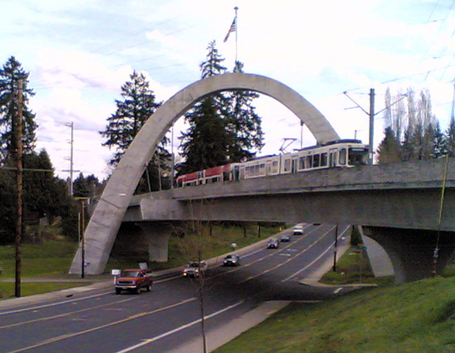 File:Hillsboro MAX bridge.jpg