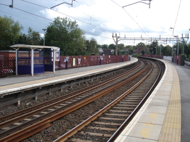 File:Cheadle Hulme Station 02.JPG