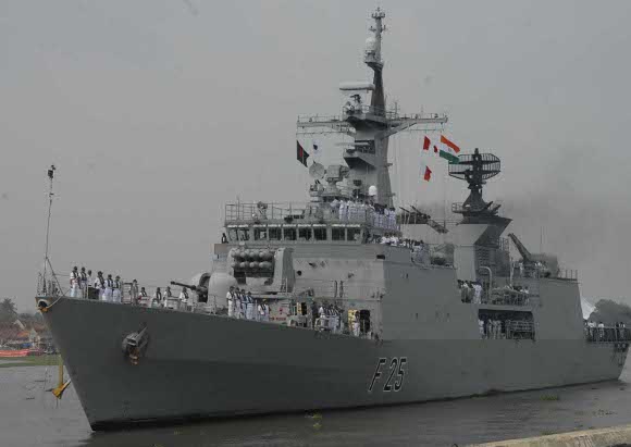 File:BNS Bangabandhu berthing at Kochi in 2011.jpg