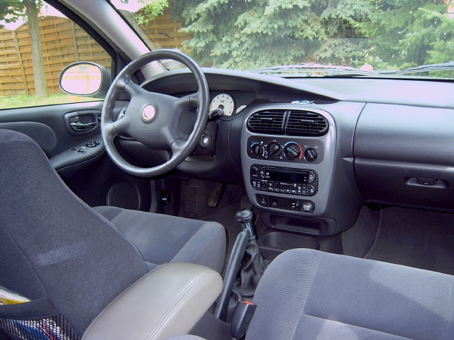 File:Chrysler Neon Dash.jpg