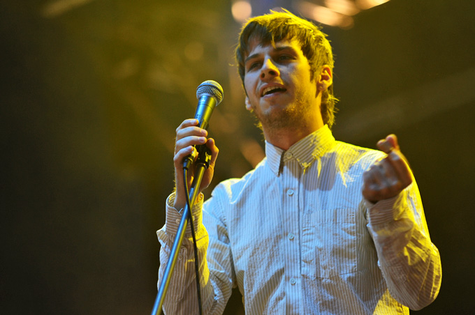 Файл:Mark Foster @ Esplande Park (23-7-2011).jpg