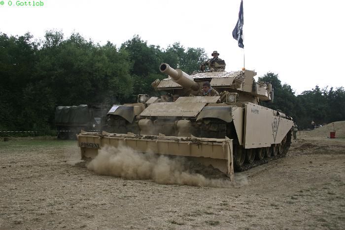 File:Centurion-AVRE-165-Fosgene.jpg