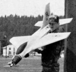 Файл:Fighting Falcon target drone.jpg