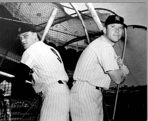 Archivo:Roger Maris and Mickey Mantle.jpg