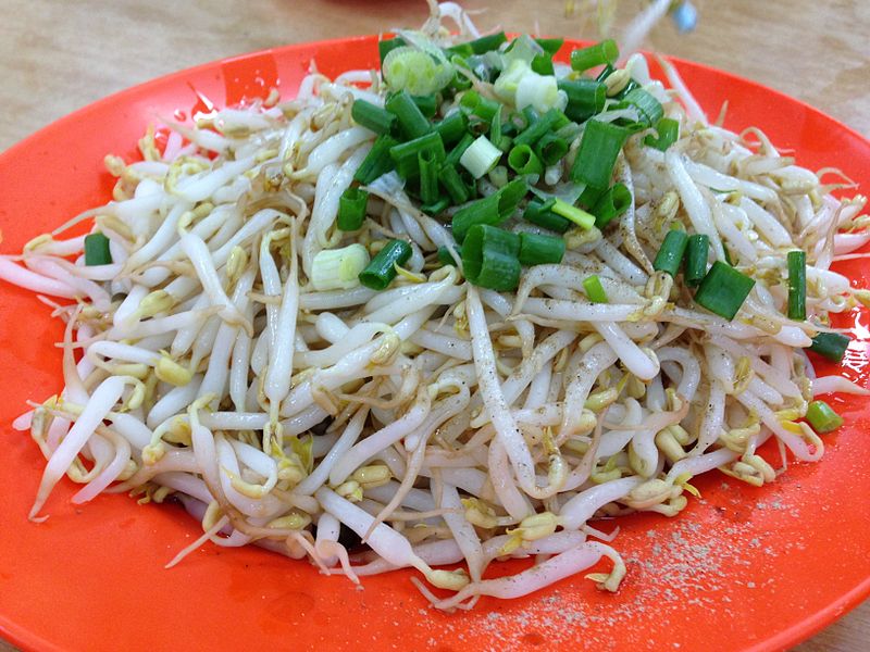 File:Bean sprouts in Ipoh.jpg