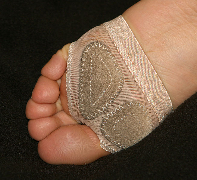 File:Foot Thong.jpg