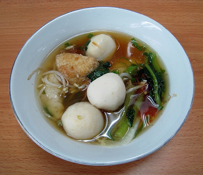 File:Tahu Pong Bakso Ikan.jpg