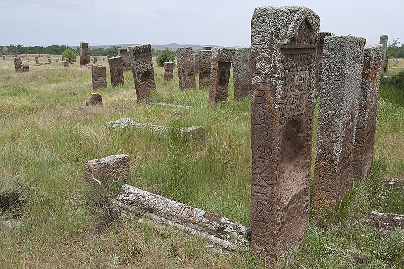 File:Ahlat Gravestones 8597.jpg