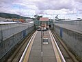 Southbound view from northern station concourse looking over platforms, April 2006