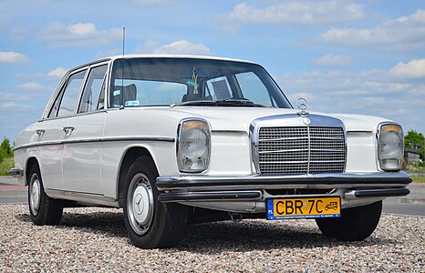 Mercedes-Benz W115, by 1bumer