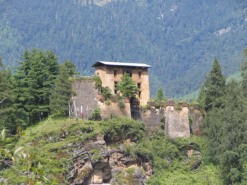 Файл:Drukgyel Dzong.jpg