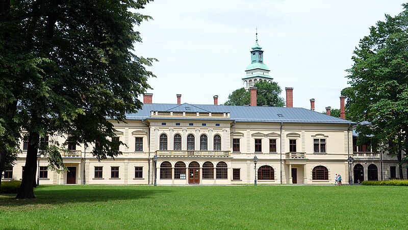 Файл:Habsburger Schloss Zywiec-Saybusch.JPG