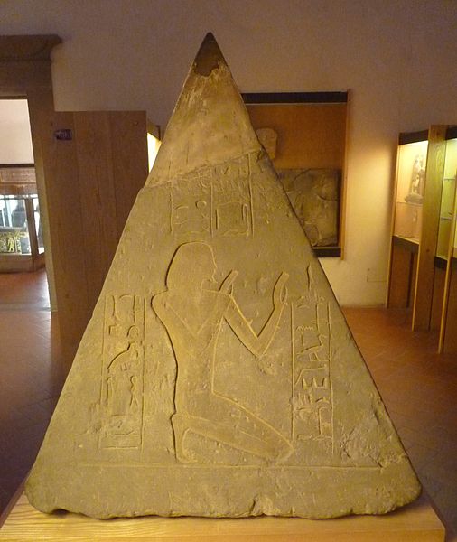 File:Pyramidion Nehi Florence.JPG