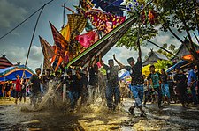 Maudu Lompoa tradition in Sulawesi, to commemorate the birthday of the prophet Muhammad