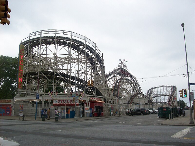 File:Coney Island 2010 109.JPG