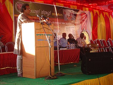 Dr. Ganesh speaking at the felicitation.