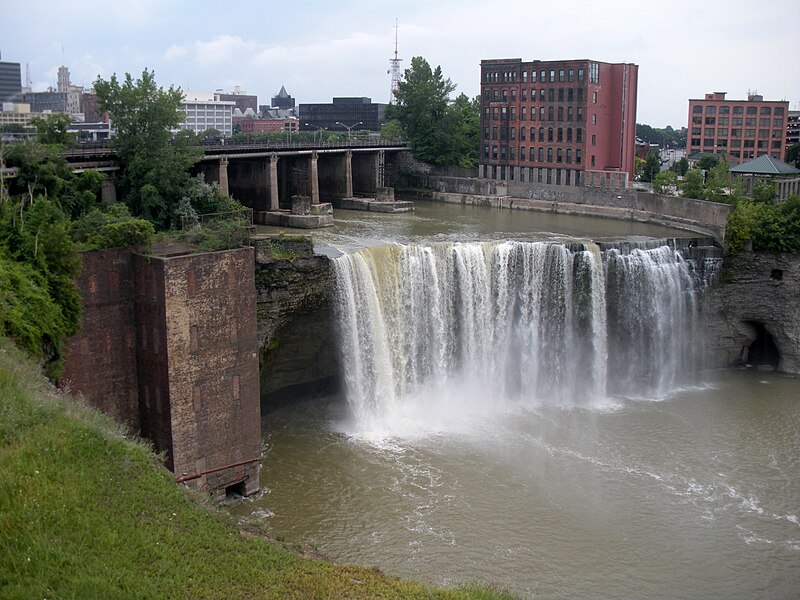 File:HighFallsRochesterNY July 2010.JPG