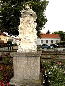 Rueckersdorf-JvN-Figur.jpg