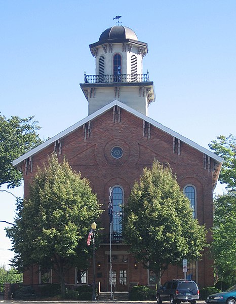 File:Steuben Co IN Courthouse.jpg