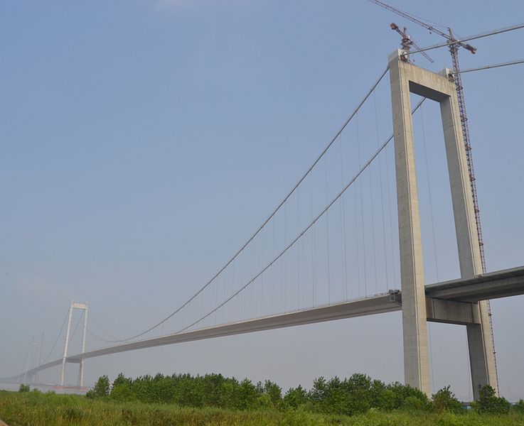 File:Taizhou Yangtze River Bridge.JPG