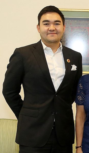 File:Tengku Amir Shah (cropped).jpg