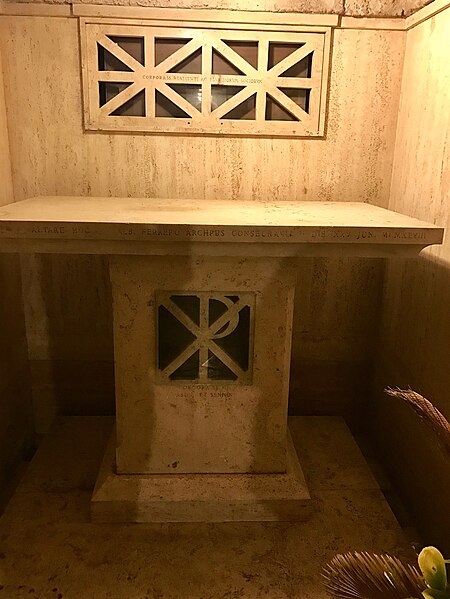 File:Tomb of Pope Mark.jpg