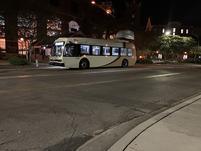 File:Bus charging at doak.jpg