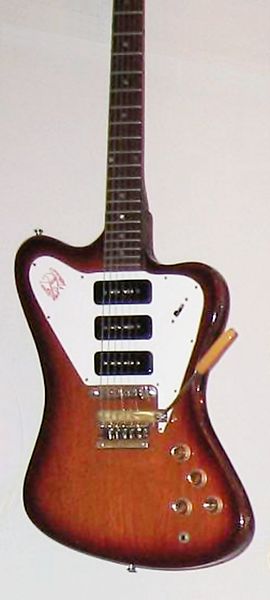 Archivo:Gibson Firebird III Non-reverse.jpg