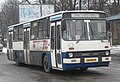 {{subst:PAGENAME}}.10. Отличается от своего предшественника Ikarus 260 наличием двух коротких оконных секций, размещенных после передней и после задней дверей.