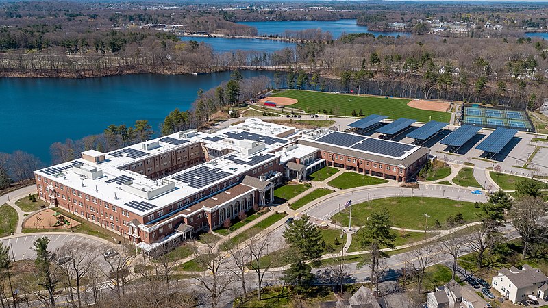 File:Natick High School.jpg