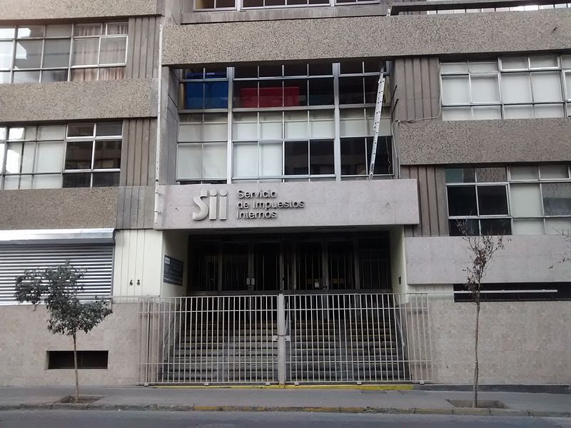 Archivo:Oficinas SII Santiago.jpg