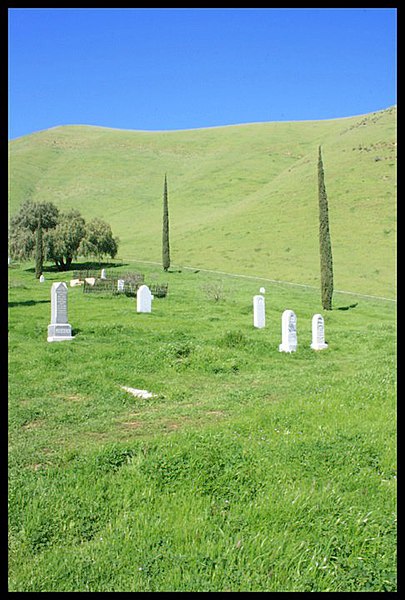 File:Rose Hill Cemetery.jpeg