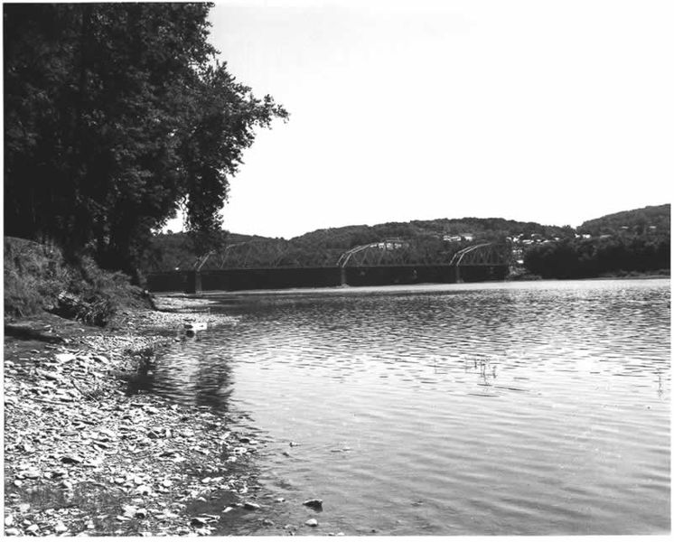 File:Webster-Donora Bridge.jpg