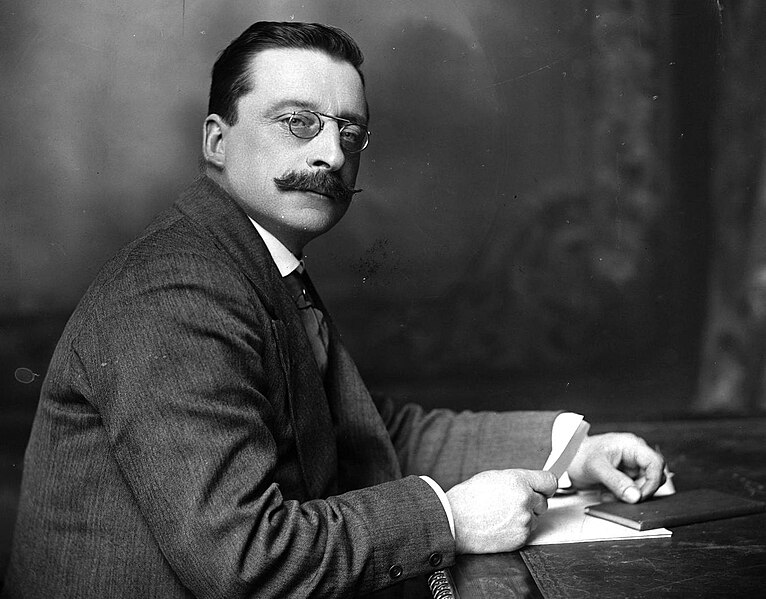 File:Arthur Griffith (1871-1922).jpg