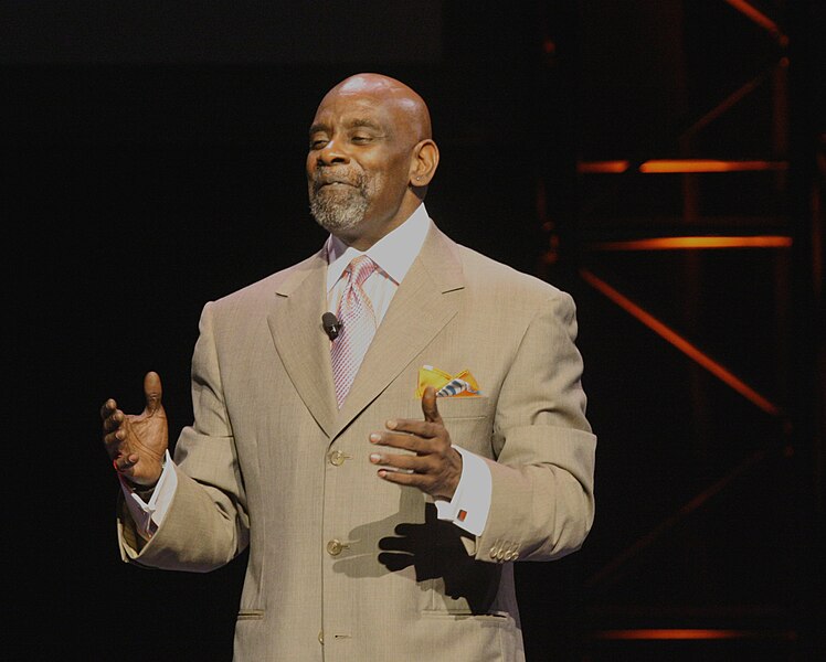 File:Chrisgardner.jpg