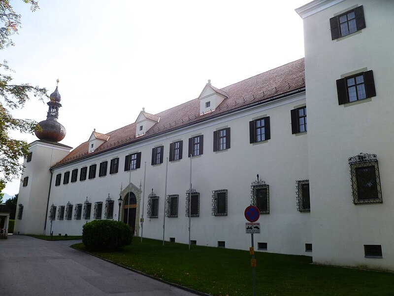 Файл:Gmunden (Landschloss Ort-3).jpg