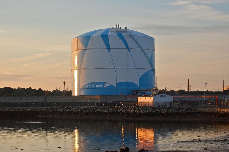 File:National Grid LNG Tank.jpg