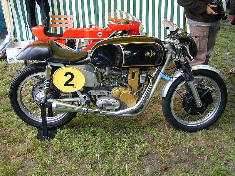 File:AJS 7R motorcycle.jpg