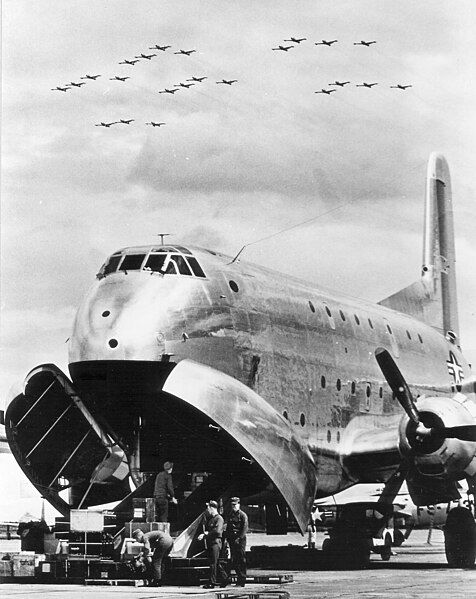 File:C-124 Globemaster II.jpg