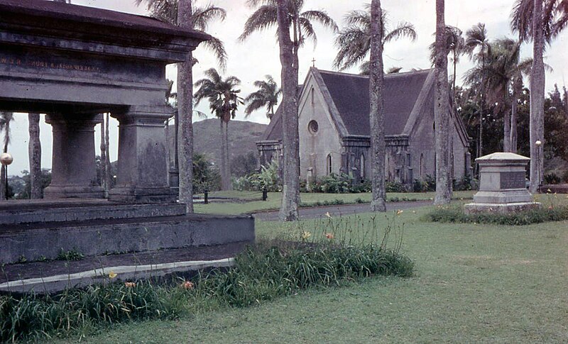 File:Royal Mausoleum 7-58.JPG