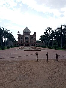 Safdarjungtomb.jpg