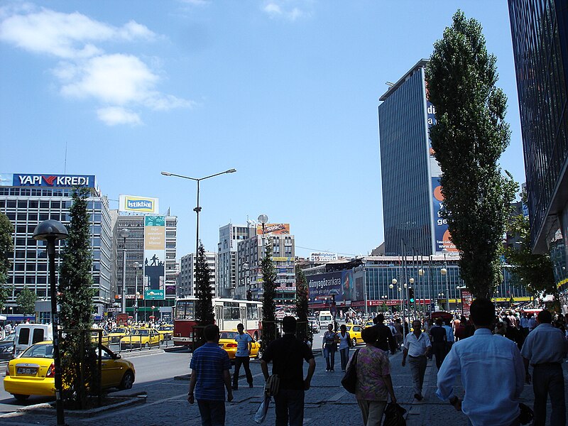 File:Ankara Kizilay square.JPG