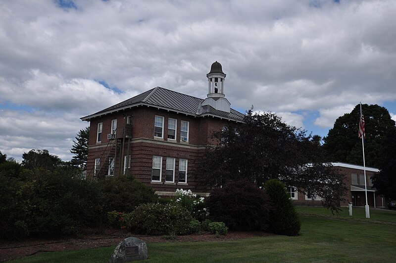 File:HaverhillNH TownHall.jpg