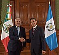 El presidente Otto Pérez Molina y el presidente Enrique Peña Nieto en la Ciudad de México; 2015.