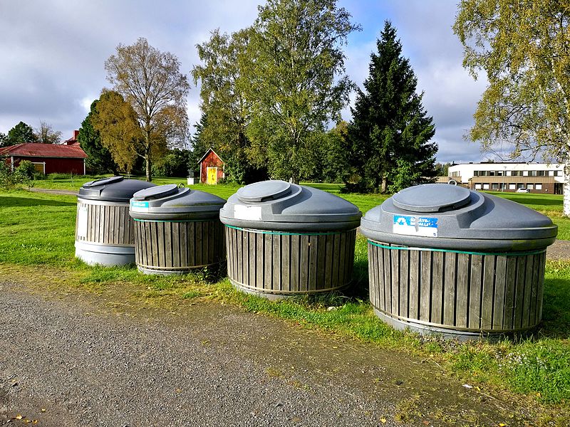 File:Recycling point in Lappajärvi.jpg