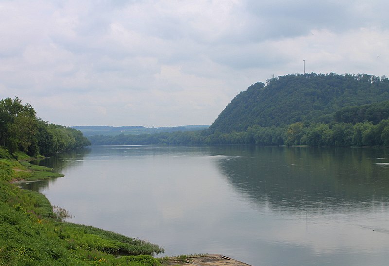 File:Susquehanna River in Danville.JPG