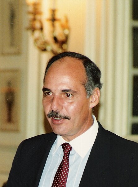 Файл:Alfredo Cristiani.jpg