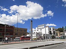 Bogotá, estación Transmilenio Poilicarpa.JPG