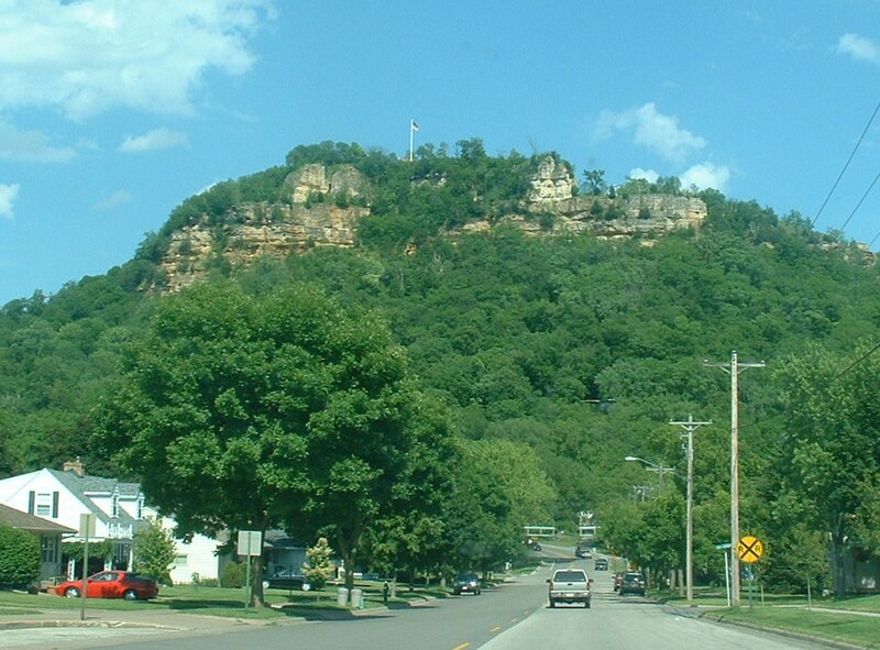 File:Grandadbluff.jpg