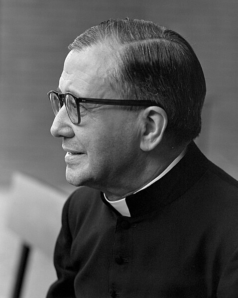 File:Josemaria Escriva.jpg